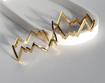 Dainty Gold Bracelet, Art Deco Bracelet, Chevron Bracelet, Gold Layering Bangle, Skyline Bracelet, Statement Chunky Gold Stacking Bracelet