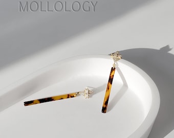 Tortoise Bar Earrings, Tortoiseshell Earrings, Dainty Gold Dangle Earrings, Baguette Studs, Minimalist Statement Jewelry, Gift for Her