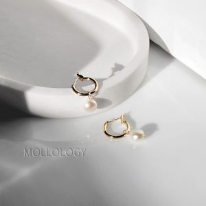 Pearl Hoop Earrings, Pearl Huggie Earrings, Freshwater Pearl Earrings, Huggie Hoop Earrings, Pearl Hoops, Gold Hoop Earrings, Gold Huggies