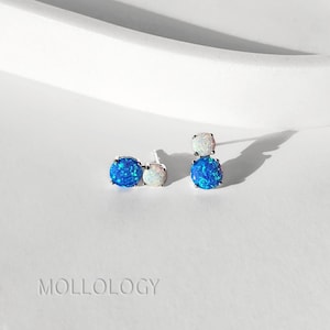 Opal Earrings, Opal Stud Earrings, Blue Opal Stud Earrings, Blue Opal Earrings, Silver Stud Earrings, Minimalist Earrings, Circle Earrings