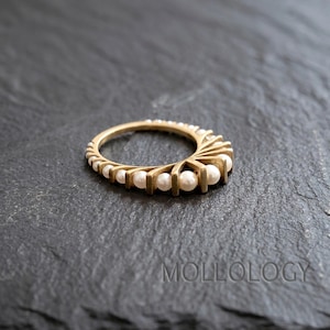 Gold Pearl Ring, 14K Gold Wrapped Pearl Ring, Vintage Art Deco Pearl Ring, Dainty Wedding Ring, Stacking Ring, Statement Ring, Gift for Her