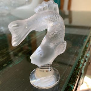 Lalique Goujon Koi Frosted Crystal Letter Seal/Lalique Clear Frosted Leaping Fish Figurine