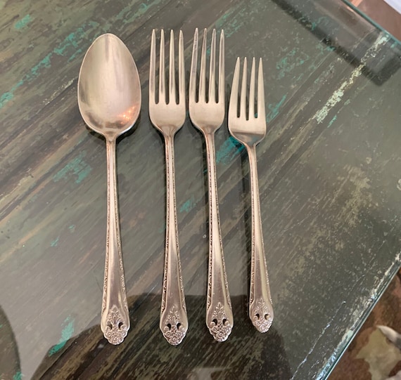 Holmes and hotsell edwards silverplate
