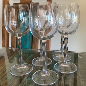 Mikasa Sofia Black/Red Wine Glasses Red Wine Sofia Black by MIKASA