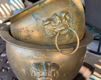 Pair of Copper Pots with Foo Dog handles/Copper planters