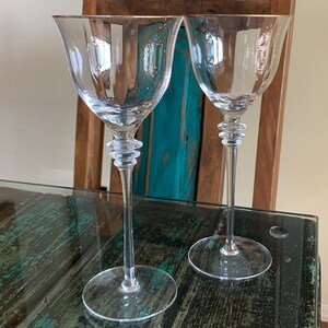 Mikasa X 2  Sophisticate Clear Wine Glasses/Pair of Wine Glasses Gold Rimmed