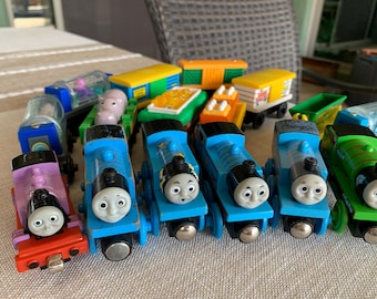 Thomas the Tank Train /Sodor Chicken Cars, /Sodor Busy Bee Cars/Flour Covered Thomas/Percy & engine Wash,Aquarium thomas Cars/Rosie/Lion