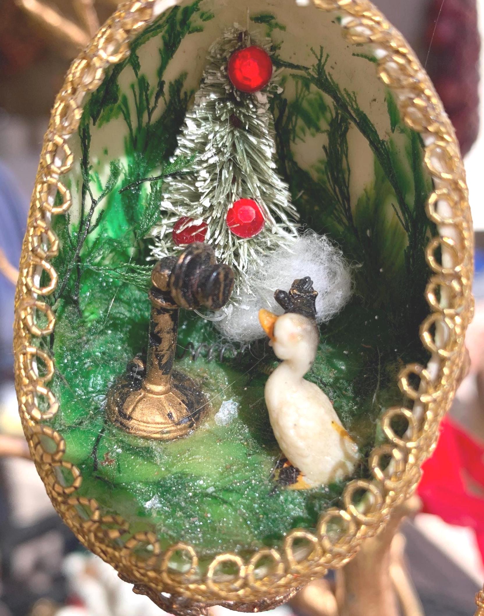 Duck on a Phone Eggshell Diorama Christmas Ornament Handcrafted/Duck on Telephone Ornament