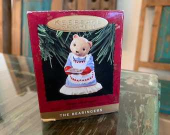 Hallmark Keepsake The Bearingers Ornament/1993 Mama Bearinger