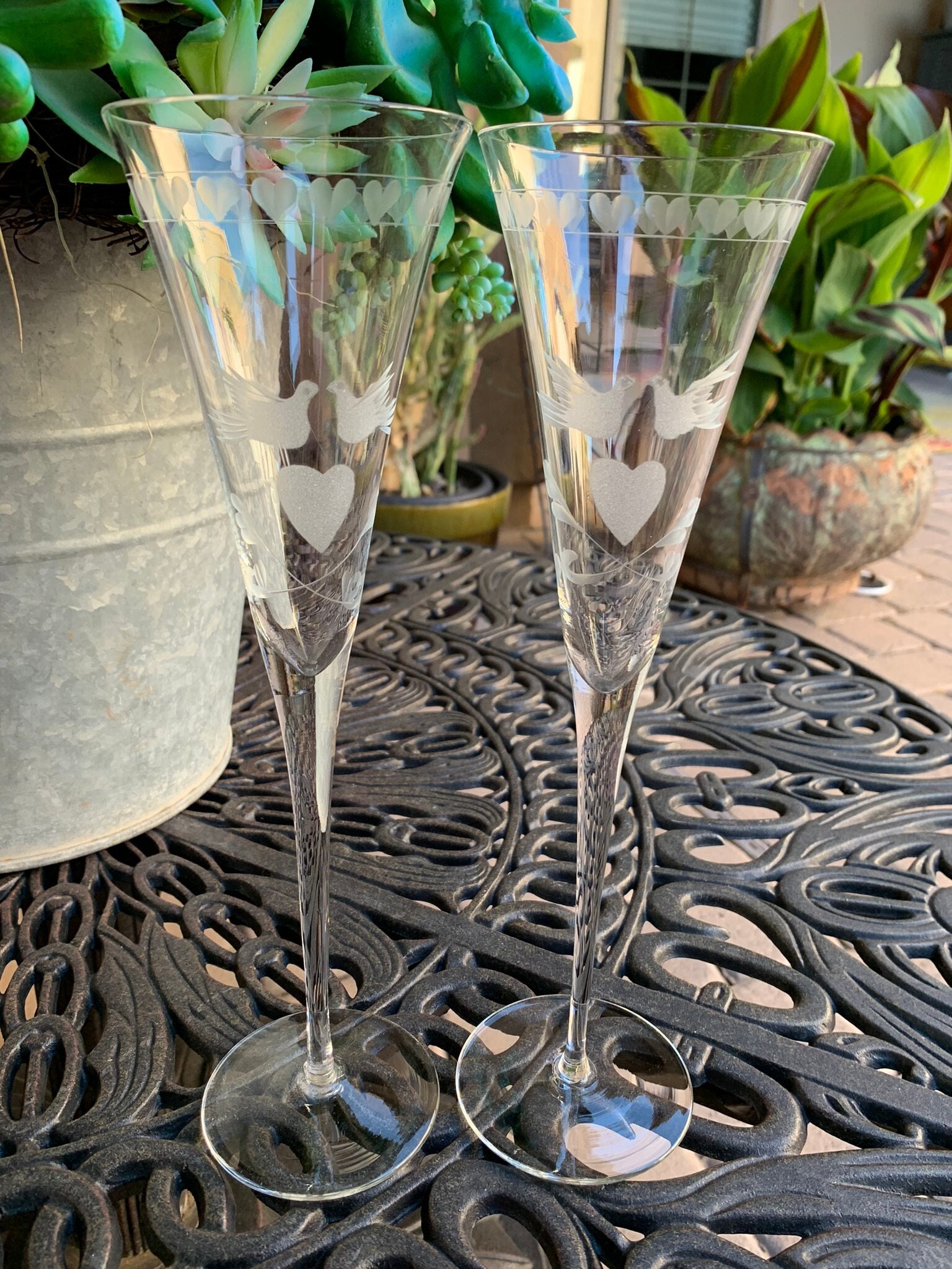 Colony Toasting Lovebird Champagne Glasses/forever Fluted - Etsy