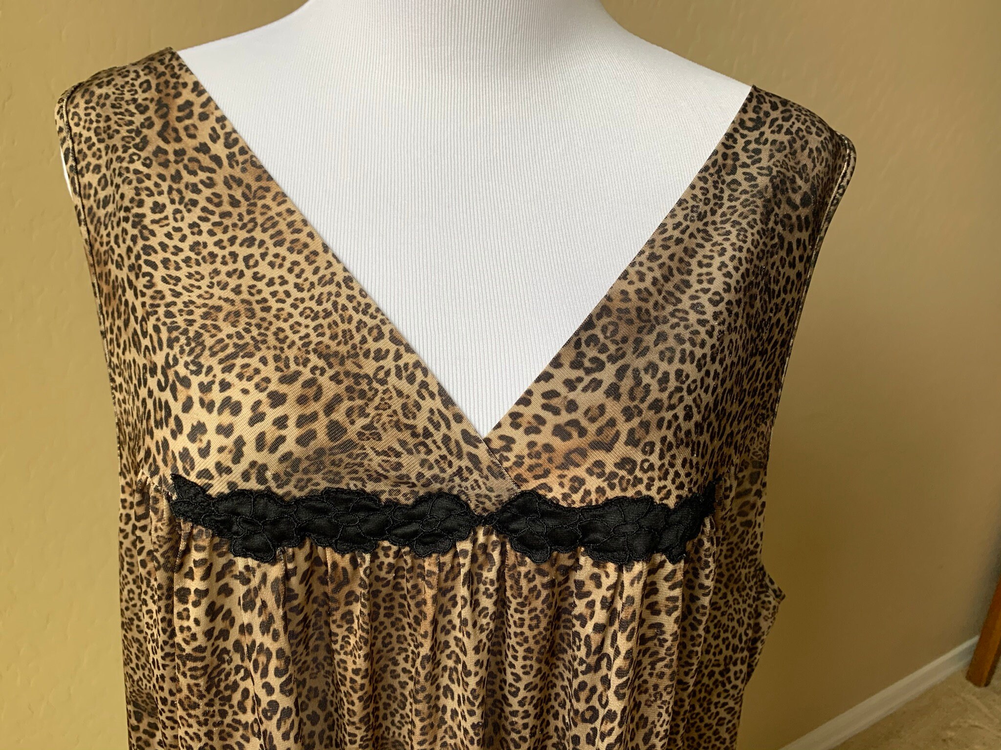 Vintage Vanity Fair Leopard Print Nightdress/ 1X/Nylon | Etsy