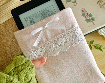 Padded Kindle Sleeve Cover for Paperwhite, Bookish Gifts, Coquette Kindle Pouch, E-reader handmade case