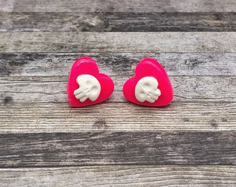 Skull Candy Heart Earrings (White on Pink)
