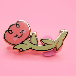 Smiling Flower | Enamel Pin