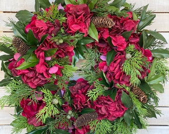 Christmas wreath for front door, Elegant Christmas wreath, holiday wreath, winter wreath, Christmas greenery wreath, cedar pine wreath