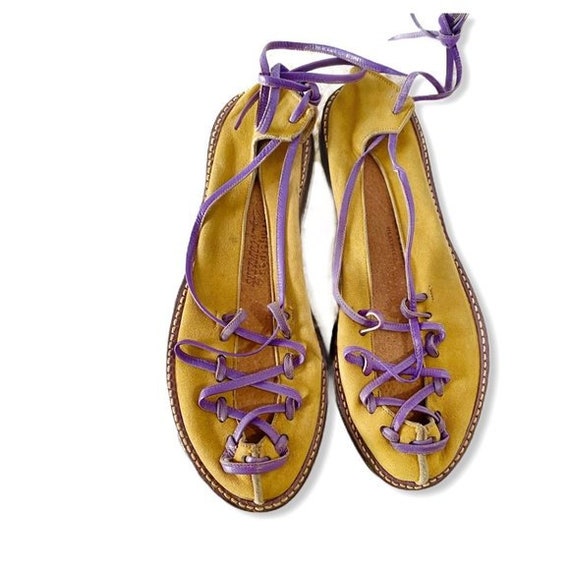 Vintage yellow suede ghillie flat shoes, size 6