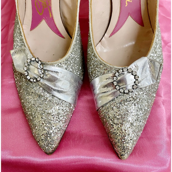 Vintage Elsa Schiaparelli silver glitter heel,  S… - image 3