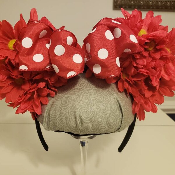 Flower Disney Ears   Daisy ears completed with a Minnie polk-a-dot Bow