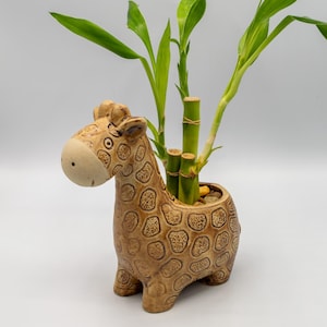 Maceta grande con forma de jirafa: portalápices de cerámica con forma de animal, maceta para suculentas y plantas aéreas.