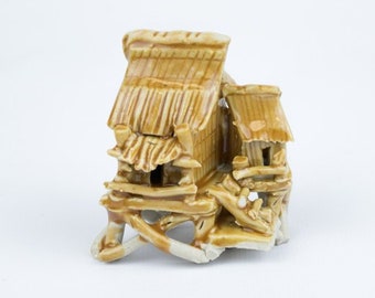 Handgemachte Keramik Strohhütte Figur: Zen Garten Decor