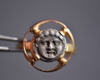 Gorgona Athena Ring 21 ct. Gold Ancient Greek Coin