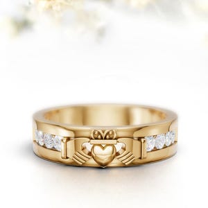 Unique Moissanite Claddagh Ring holding hands Wedding Ring Anniversary Gifts for Her Moissanite Irish Ring Claddagh Ring Women Birthday Gift