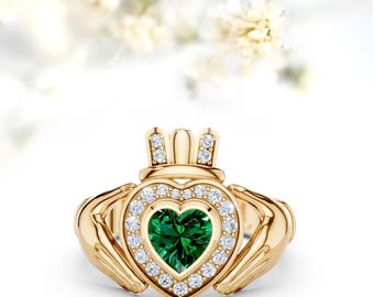 Claddagh Ring for Women Emerald Engagement Wedding Ring Love & Friendship Promise Ring Claddagh Bridesmaid Gifts Irish Ring Women Wicca Ring