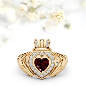 Claddagh Ring Women Gold Garnet Engagement Wedding Ring Heart Love and Friendship Promise Ring Claddagh Birthday Gifts Bridesmaid Gifts