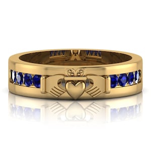 Bague saphir Claddagh, pierres précieuses bleues, bague de fiançailles Claddagh, bague irlandaise délicate, bague d&#39;amitié, bague de mariage, bague de promesse pour femme