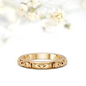 Claddagh Straight Band Ring Irish Engagement Ring for Women Claddagh Wedding Ring, Wicca Ring Promise Ring Celtic Knot Eternity Vintage Ring