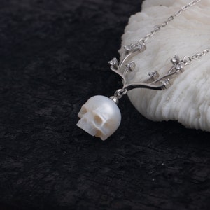 skull pearl Necklace Sparkle Deer Horn silver necklace handmade jewelry for Christmas Day gift Memento Mori Mourning Jewelry
