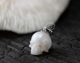Simple skull Pearl Pendant skull carved pearl necklace simple giant pearl necklace peandant with 18K gold or silver hoop gothic jewelry