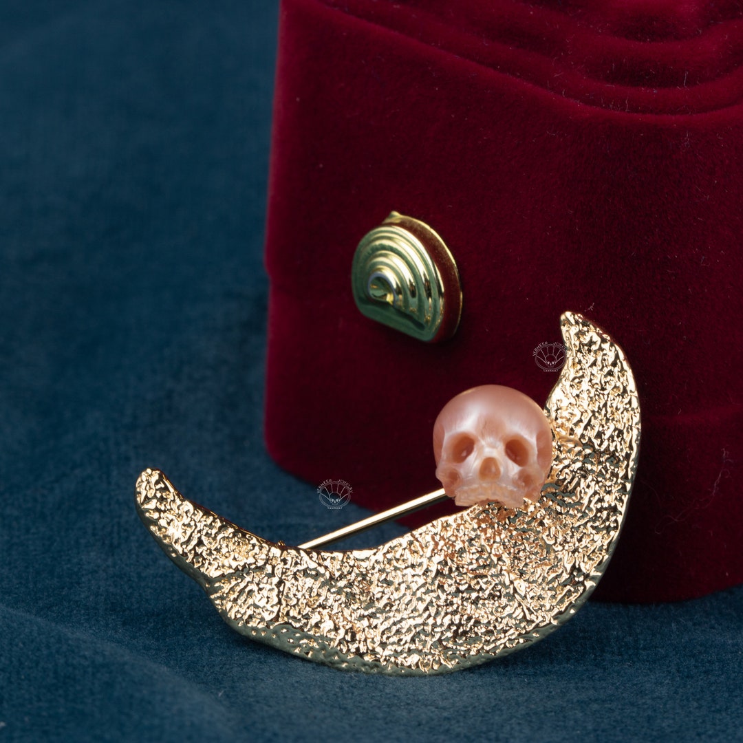 copy of Broche gothique araignée noire, strass noirs et perle irisée
