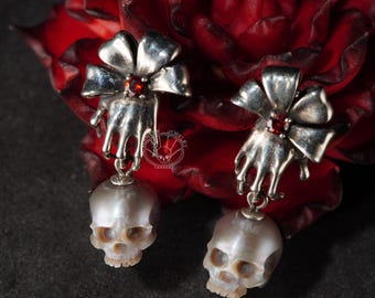 Schädel Perle Hand Knoten Form Schmuck Set Hand geschnitzte Süßwasserperle Handmade Gothic Schmuck Geschenk für MamaHalloween Schmuck Geschenk für Sie