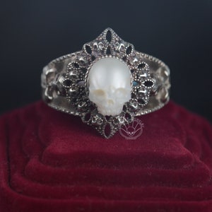 skull pearl gothic ring Vintage ring Sterling Silver punk gothic biker statement ring handcarved pearl ring Promise Rings for lover