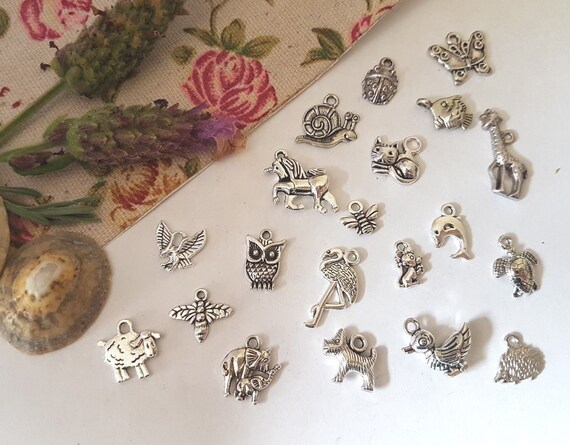 TIBETAN SILVER COLOUR BOHO ELEPHANT PENDANTS 5,10,20 JEWELLERY MAKING CHARMS