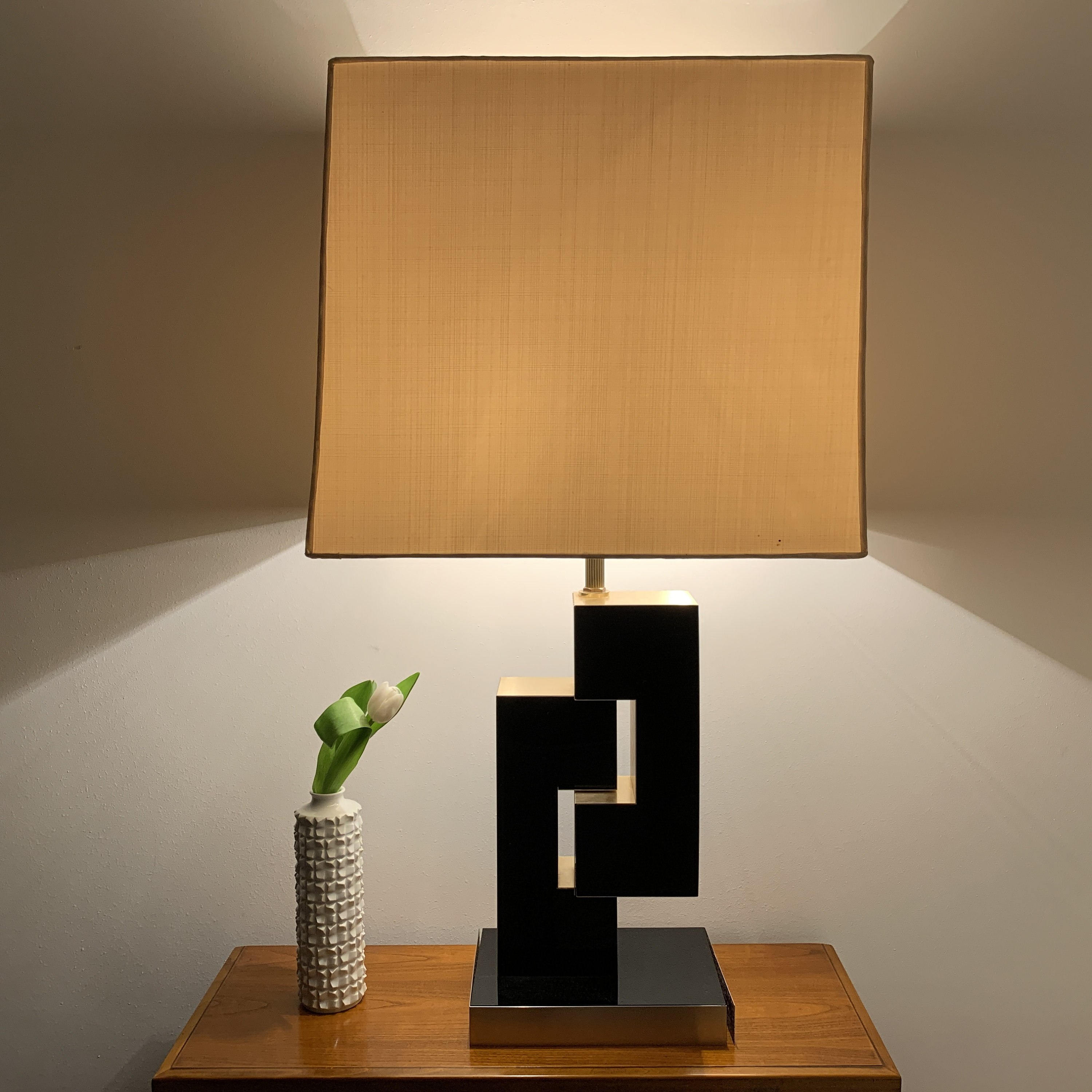 14+ Modern Brass Table Lamps