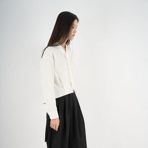 Women&#39;s Korean Modern Hanbok Shirts Crop Top long Sleeve Shirts TETEROT SALONG Gwanghallu Crop Shirt 2 colors White 광한루 셔츠