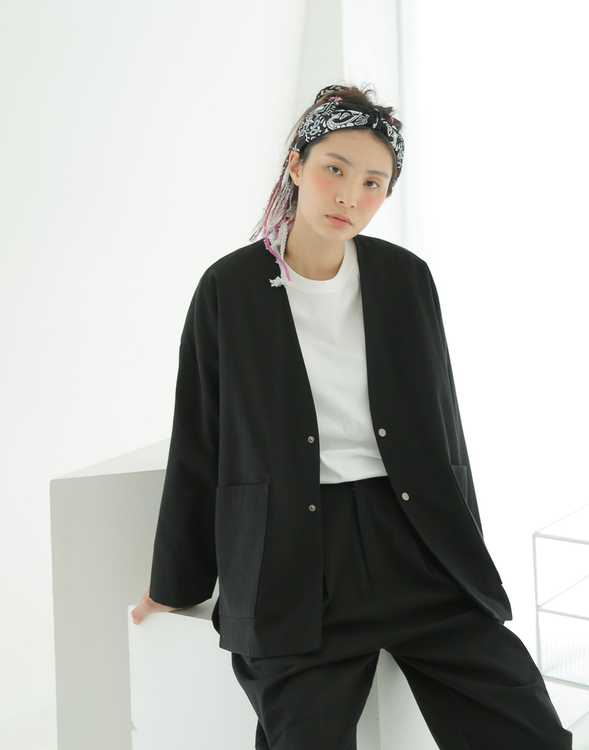 Unisex Modern Hanbok Loose Fit Jacket, Oversized Retro Jacket kpop  bts Street Fashion TETEROT SALON Everyone Black 모두의 마고자 검정 T1J04A001