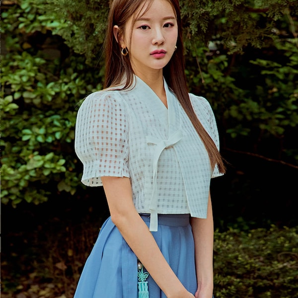 Korean Modern Hanbok Jeogori Women's Traditional Jeogori TETEROT SALON Gyeokjamun White 격자문 저고리 화이트 T1J02B010