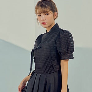 Korean Modern Hanbok Jeogori Women&#39;s Traditional Jeogori TETEROT SALON Gyeokjamun Black 격자문 저고리 검정색 T1J02B008