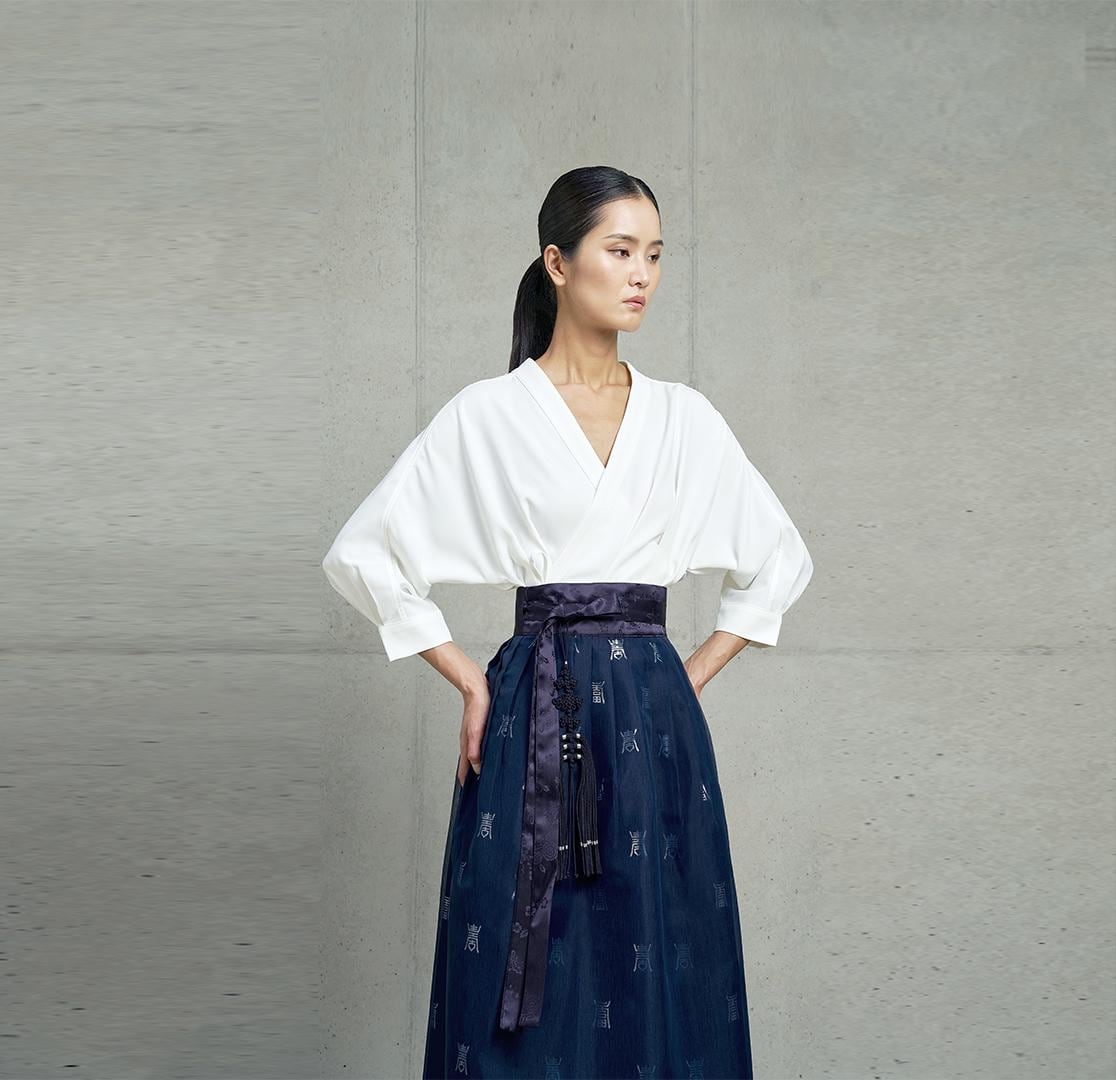 Korean Modern Hanbok Blouse Women's 3/4 Sleeve Wrap Blouse Vintage Party Blouse Shirts Jeogori TETEROT SALON Canvas Blouse 4colors 캔버스 블라우스
