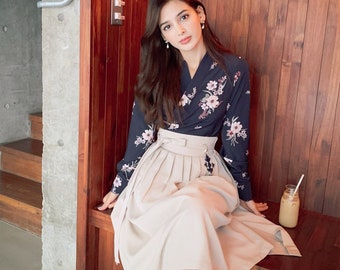 Women's Blouse Top Korean Modern Navy Hanbok Blouse jeogori TETEROT SALON Bicheonmu