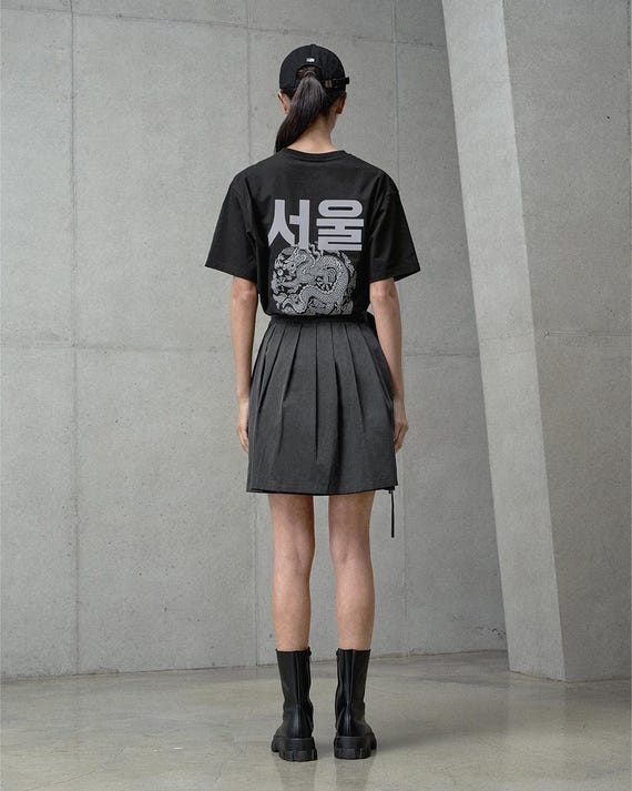 Unisex Korean Street Fashion - Dragon Graphic Short Sleeve Tee