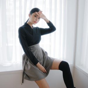 Korean Modern Hanbok Blouse Women&#39;s Wrap Basic Hanbok Blouse top BTS Shirts Jeogori, TETEROT SALON Moon Lover Black 달의연인 블랙