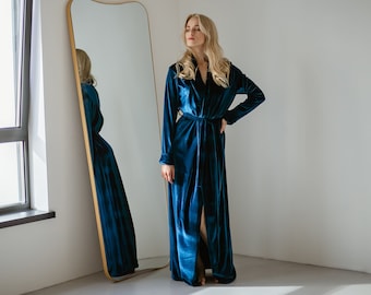 Womens velvet robe, bridesmaid robes, velour robe, luxury robe, robes for bridesmaids, velvet robe.