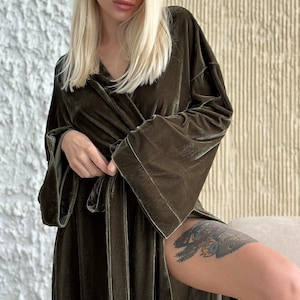Kimono velvet robe, velour robe, long bridal robe, long velvet robe, bridesmaid robe