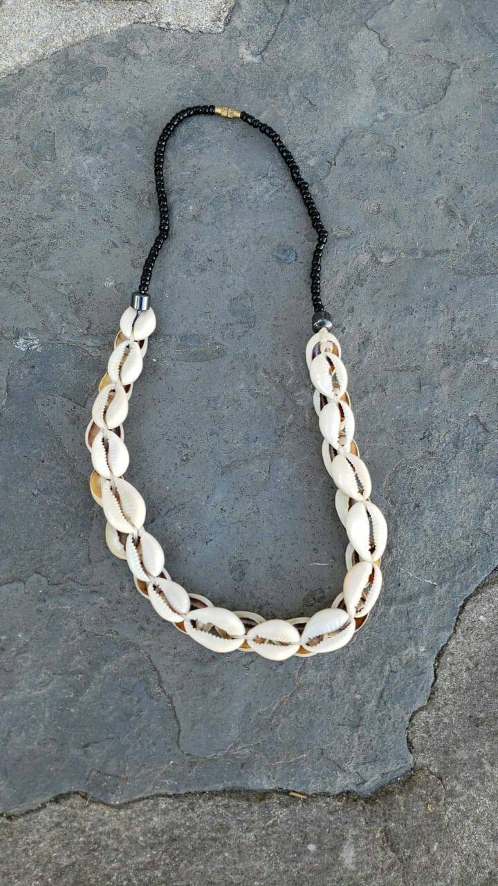 Shell Choker Necklace | Boohoo UK