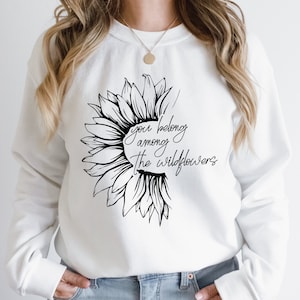 Je behoort tot de wilde bloemen SVG - Zonnebloem SVG met inspirerend citaat voor T-shirts, mokken, bekers - Meest populaire SVG Best verkopende