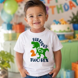 Camiseta de cumpleaños para niño con diseño de dinosaurios Two Rex (SVG), temática de dinosaurios para el segundo cumpleaños de un niño pequeño.